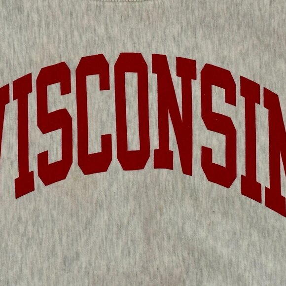 ~~UW WISCONSIN BADGERS BUCKY Vintage S sweatshirt   BEST WISCONSIN BADGERS VINTA - Picture 2 of 4
